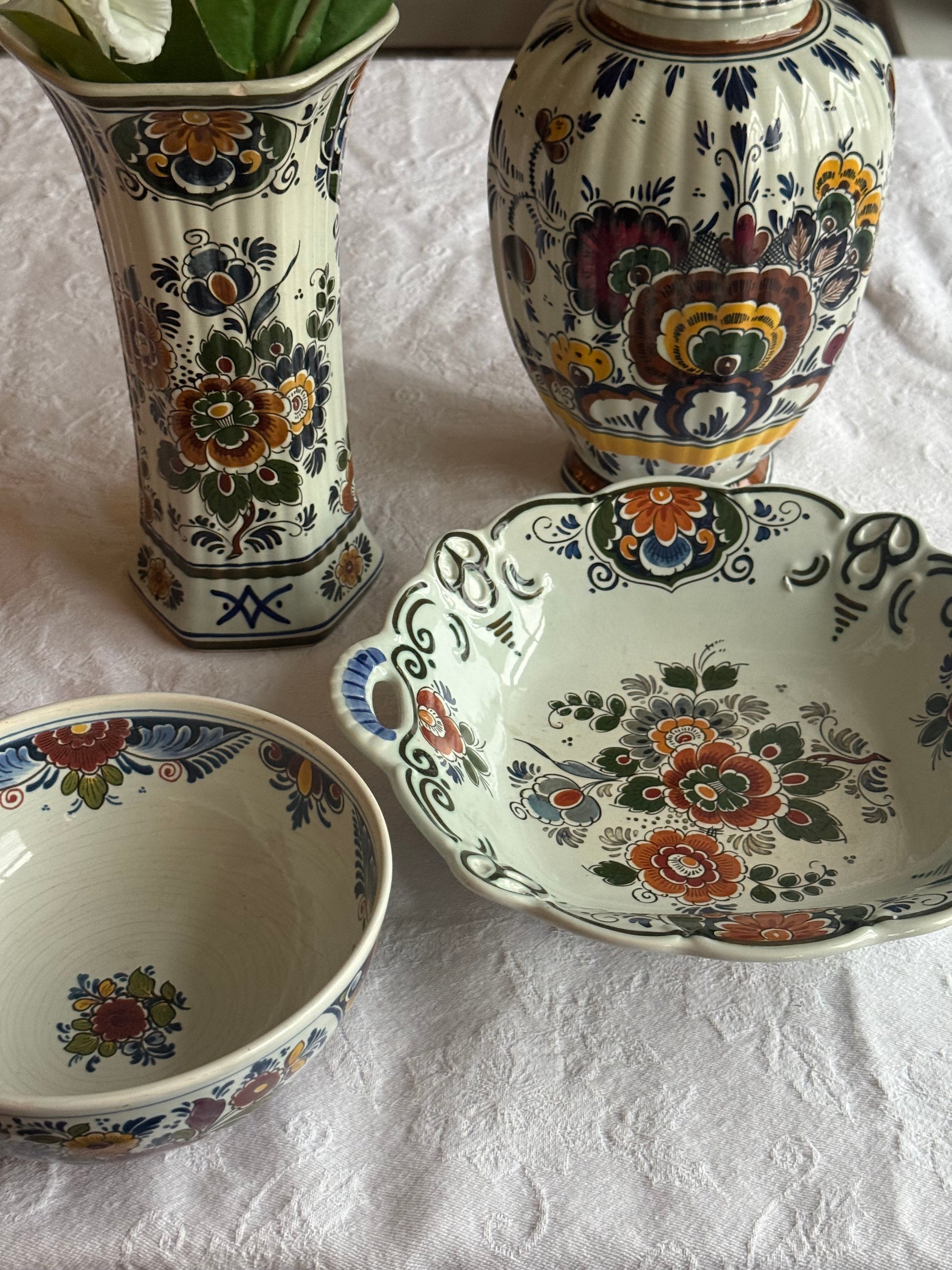 grote schaal delft blauw polychroom