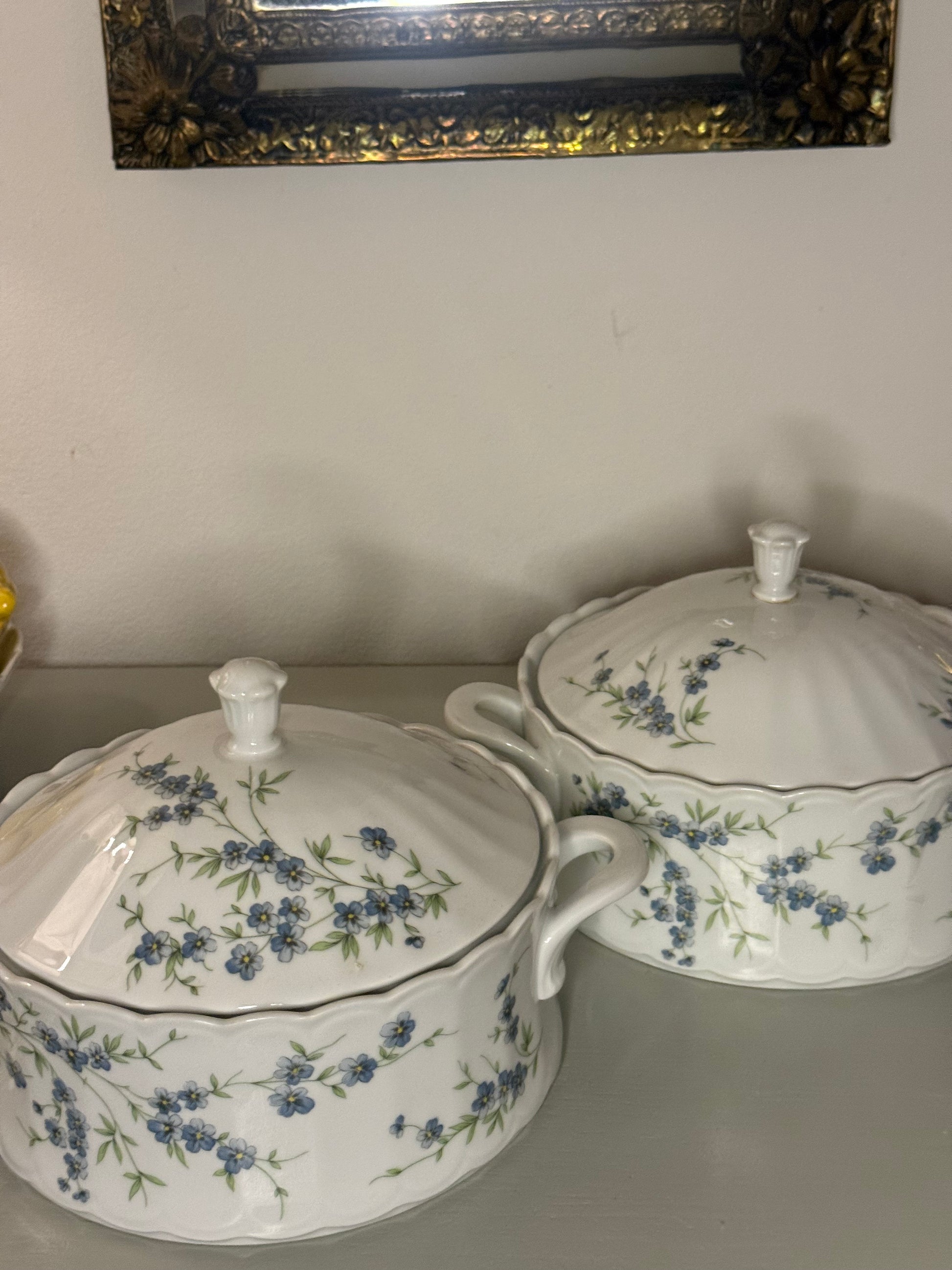 Blauwe bloemen opdek schalen 2st.