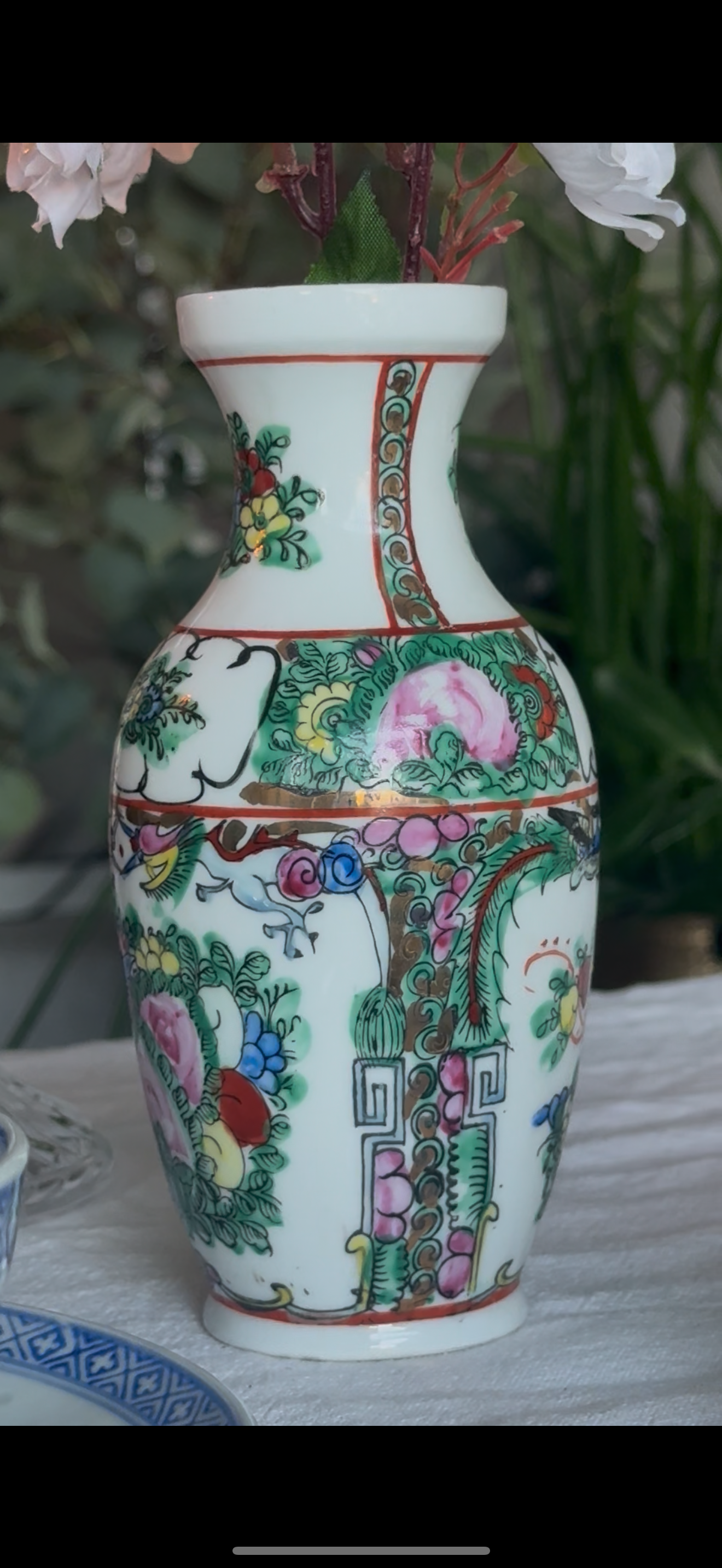 'family rose' china klein vaasje