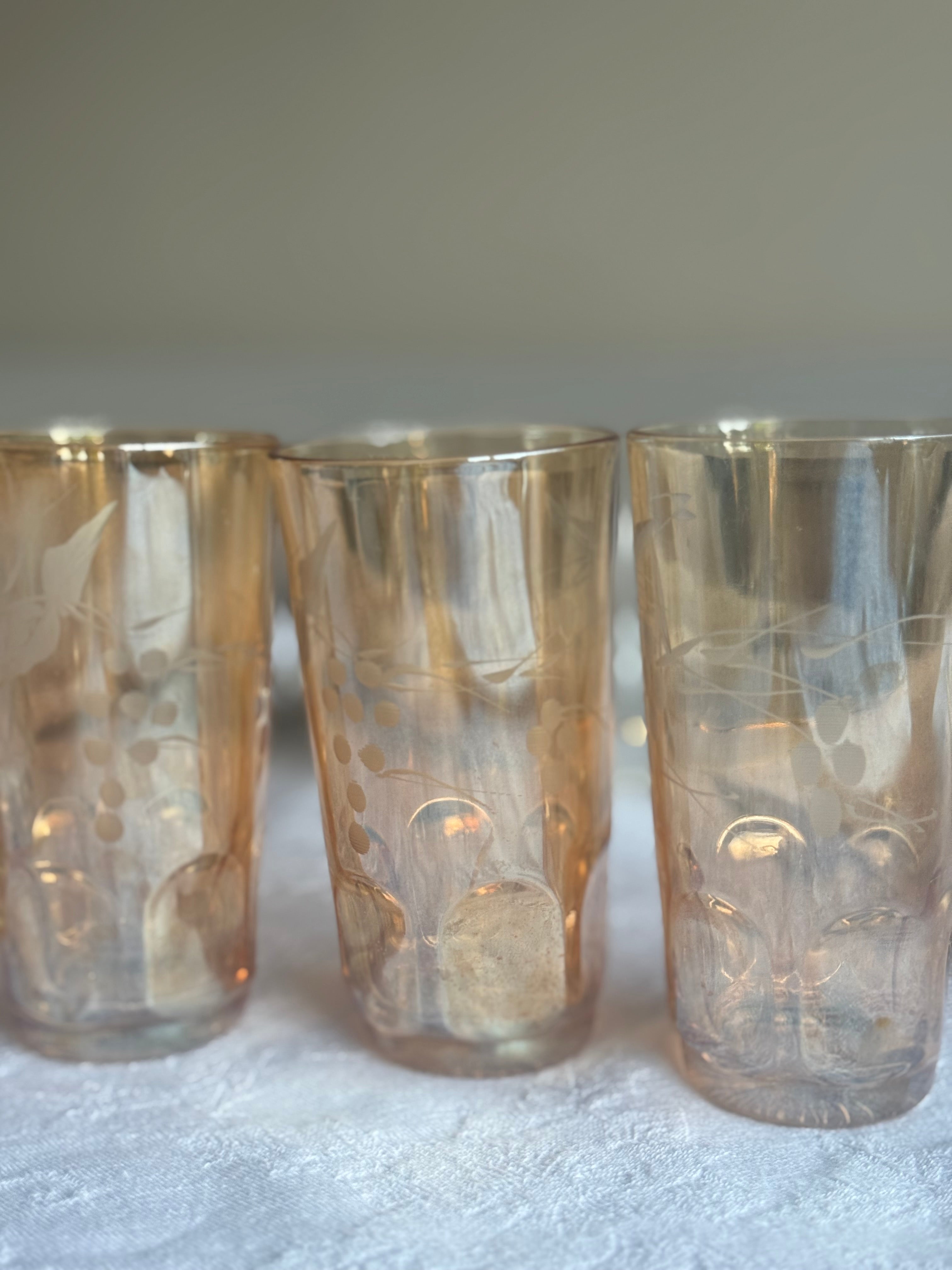 Vintage glazen goud met druifmotief