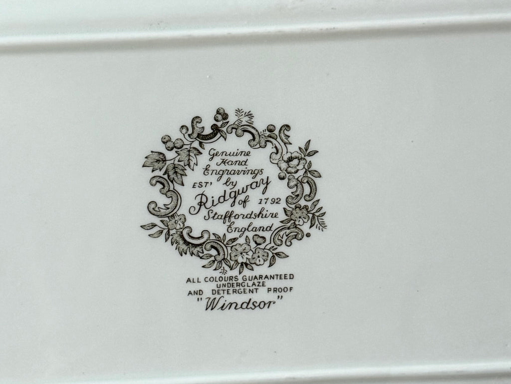 Ridgway Staffordshire England cake schaal - windsor