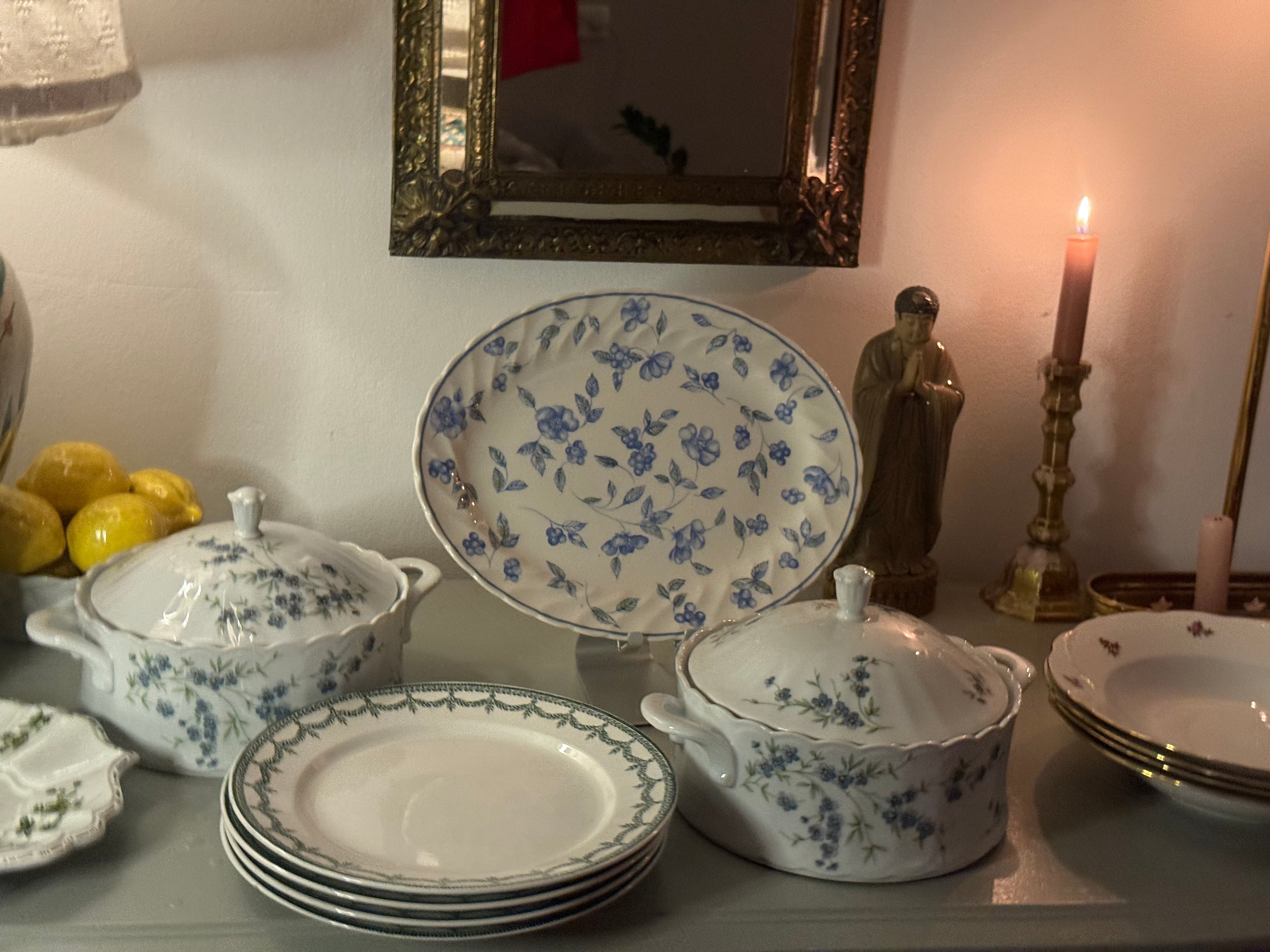 Blauwe bloemen opdek schalen 2st.