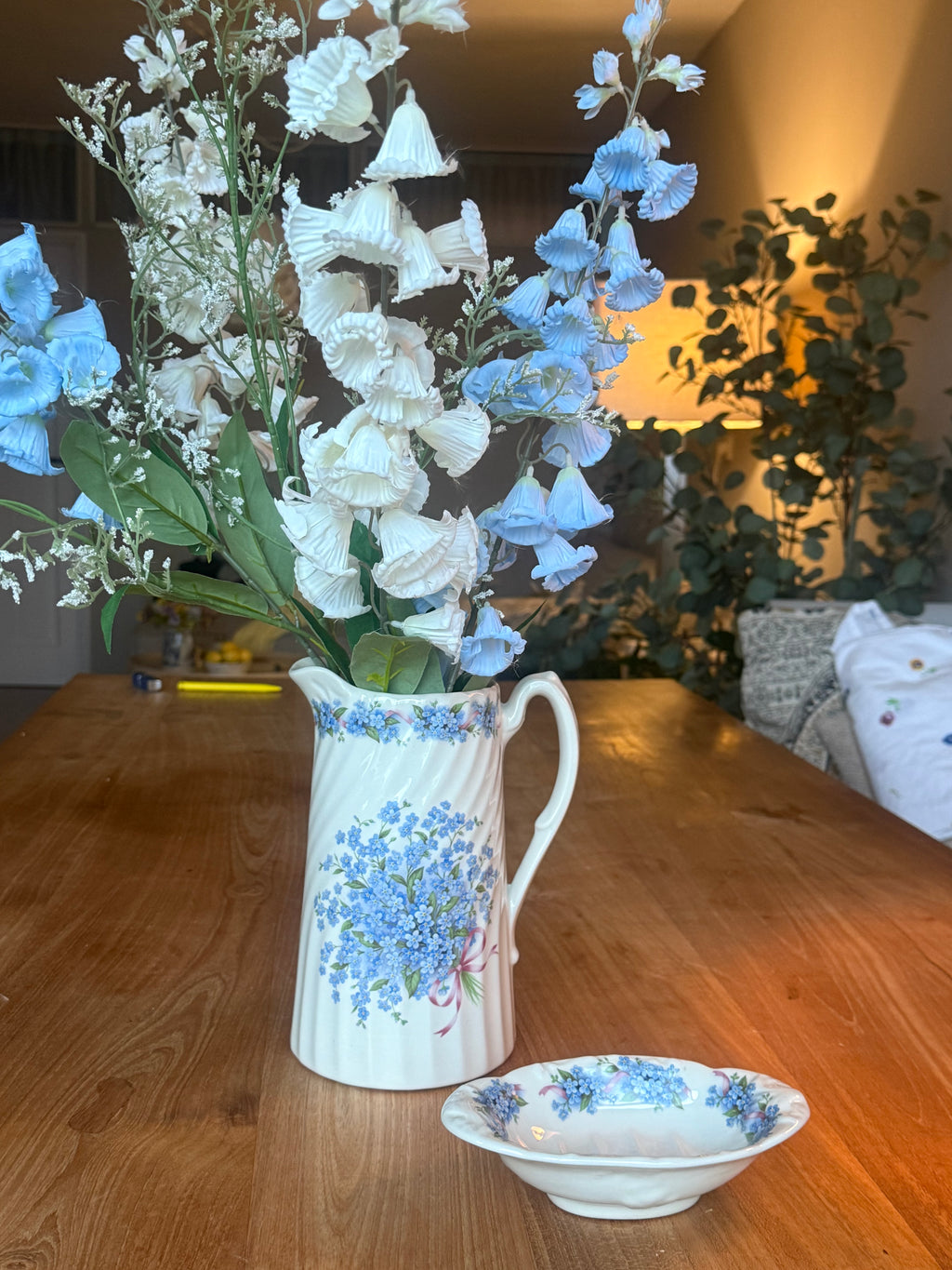 Kan & zeepbakje “meander” made in England.