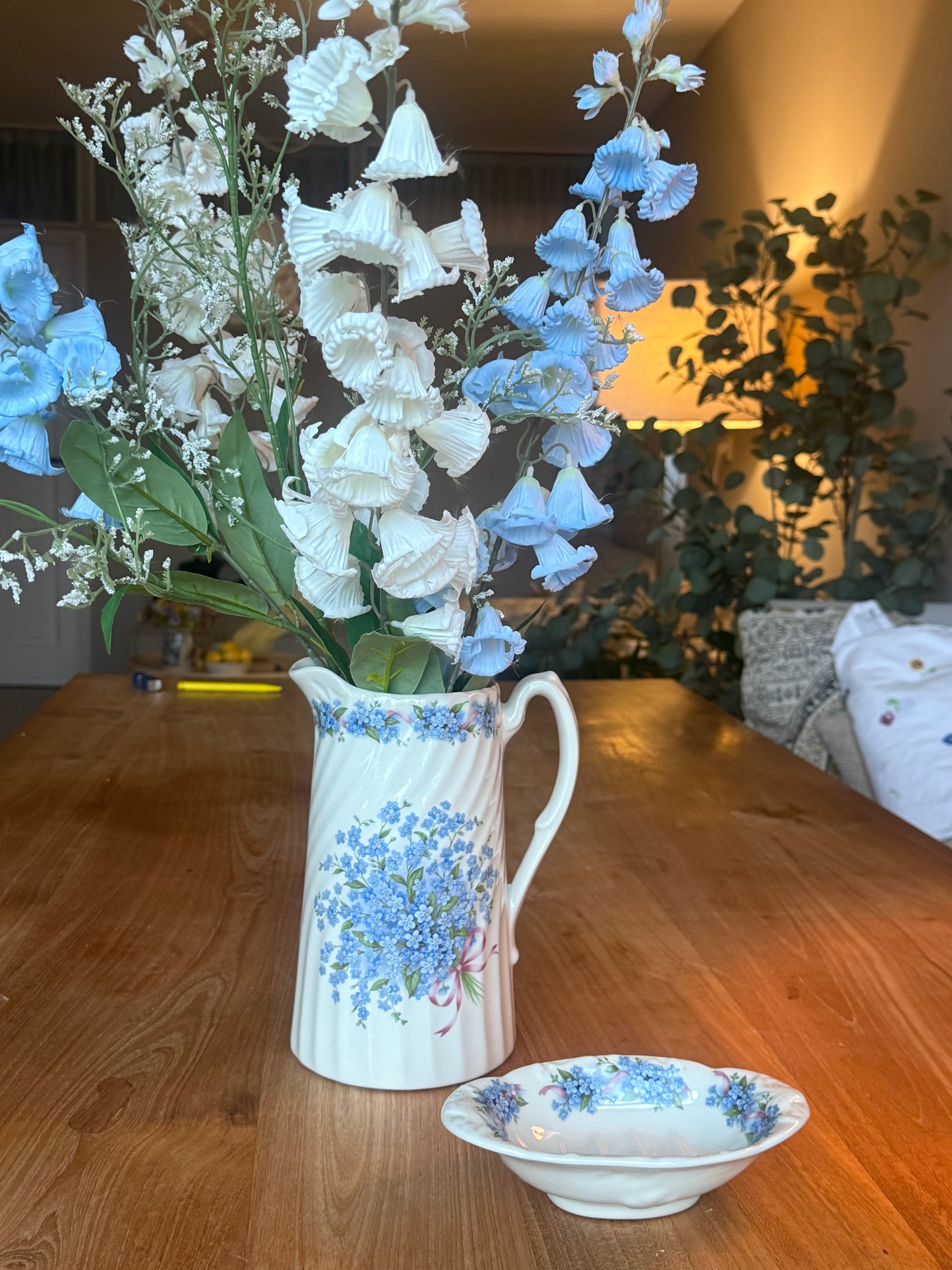 Kan & zeepbakje “meander” made in England.