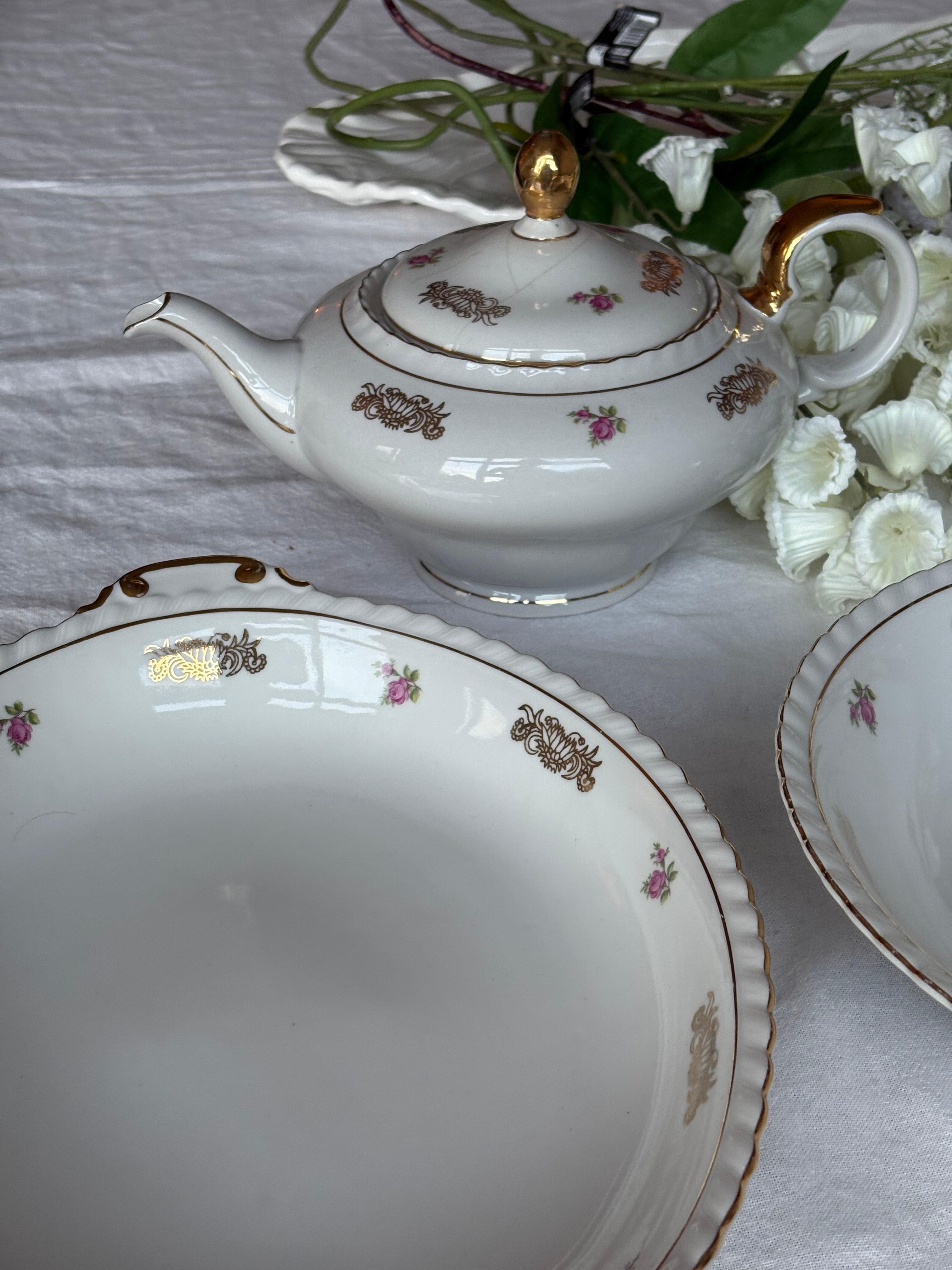 Roze rozen schalen set (& gratis thee pot)