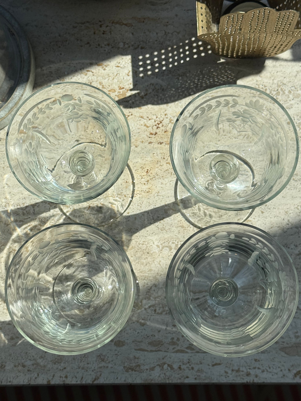4 vintage gegraveerde glazen