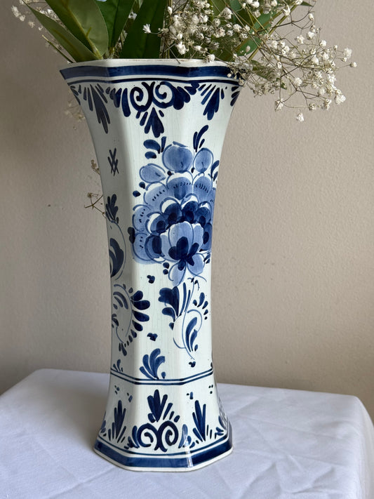 Delfts blauwe vaas handgeverfd