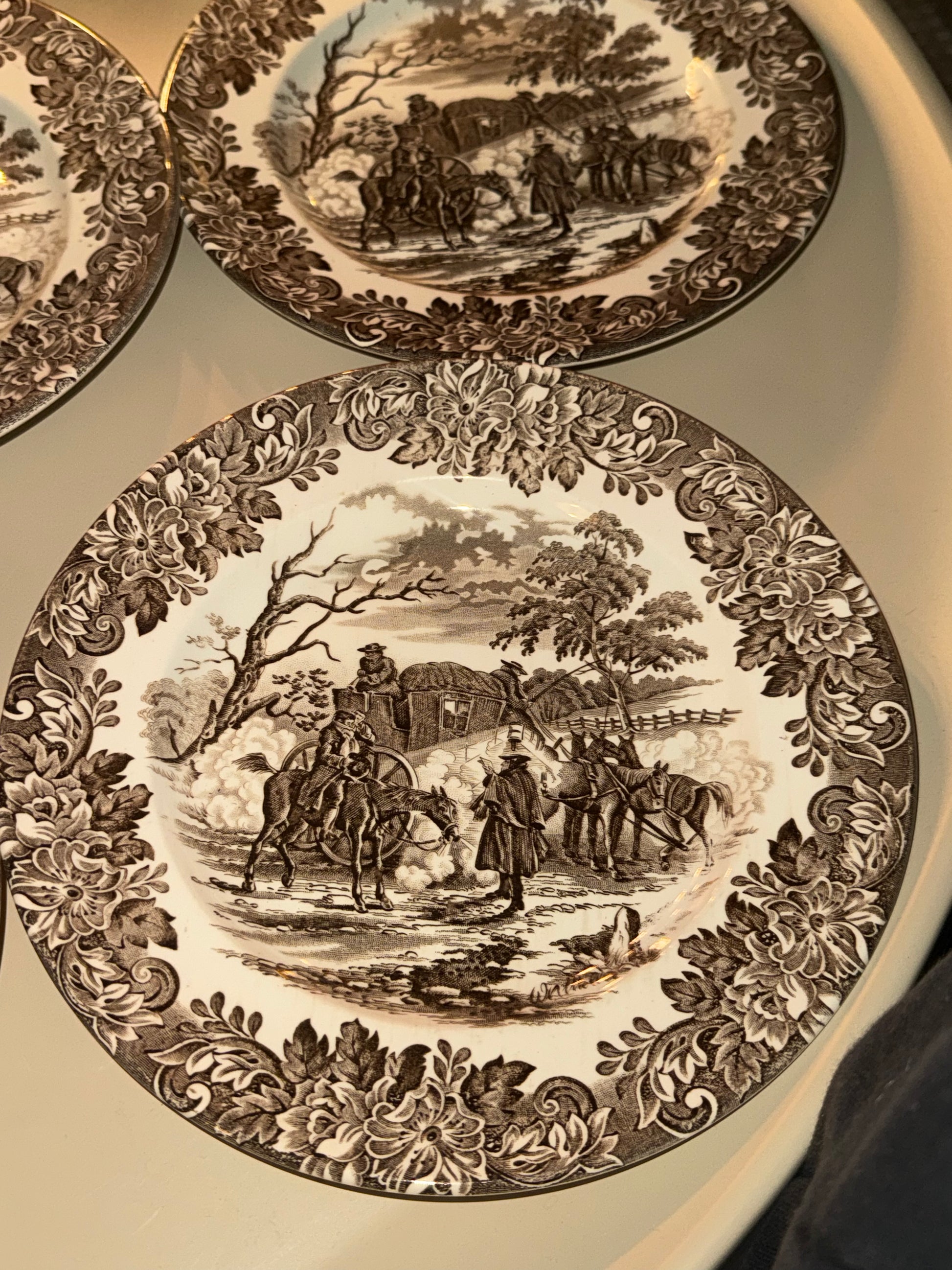 royal tudor ' castle' bruine borden 4st,