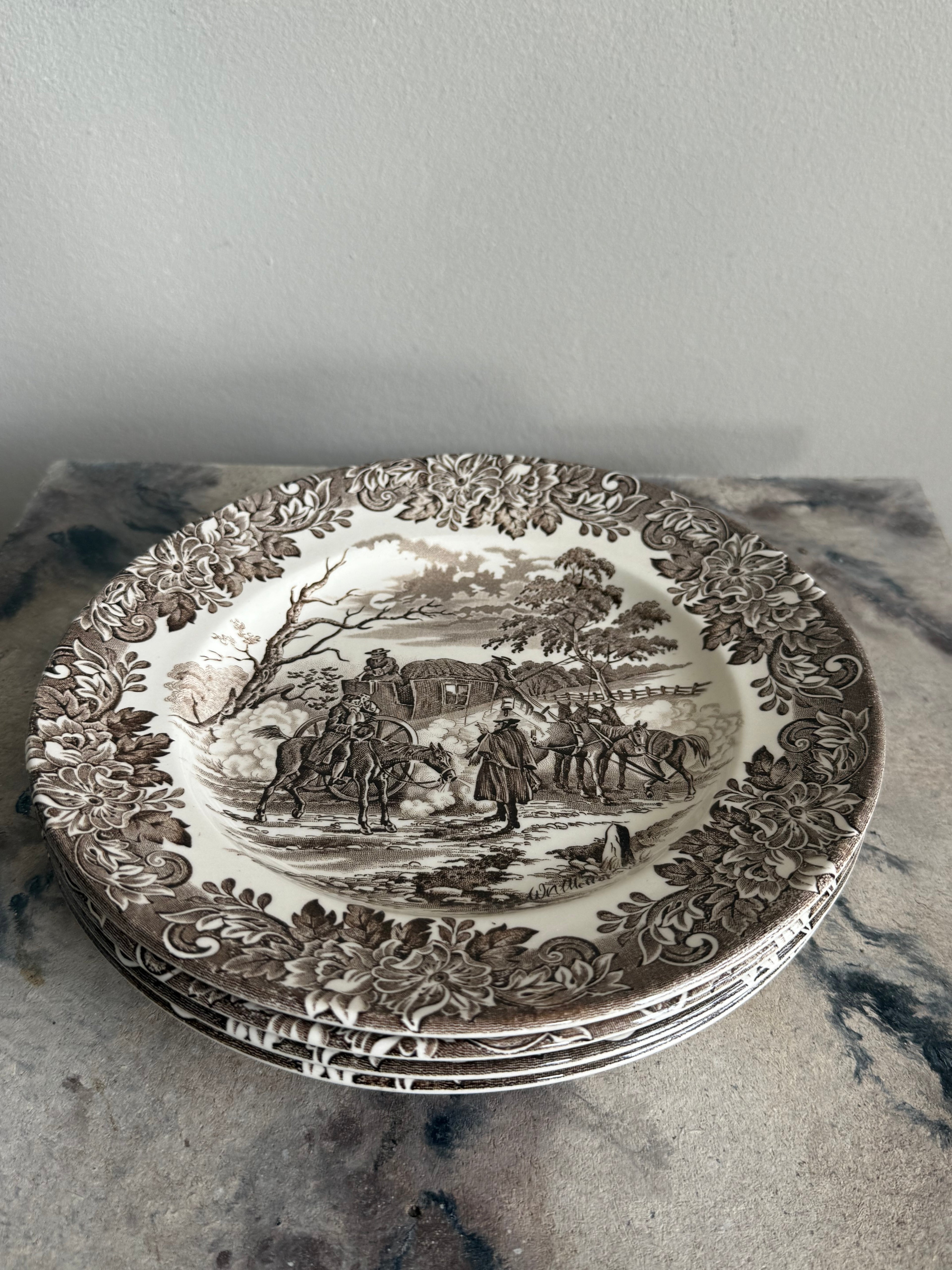 royal tudor ' castle' bruine borden 4st,