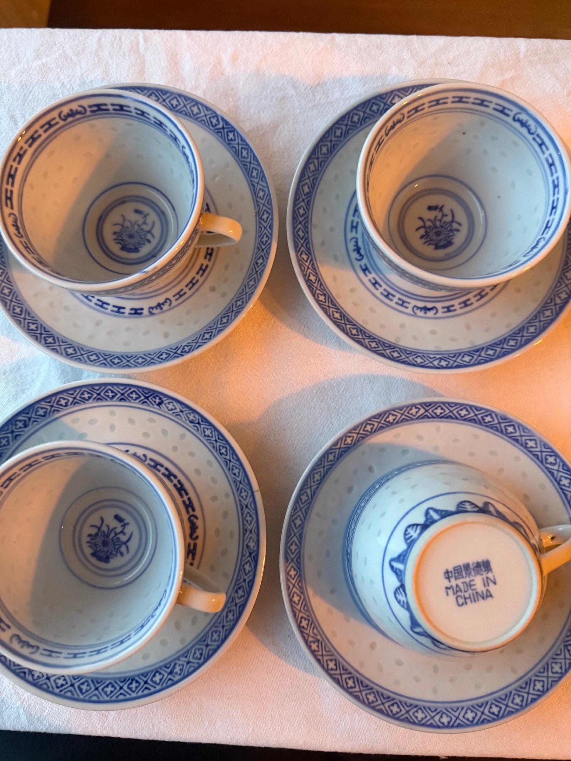 porseleinen koffie kopjes uit china met rijstpatroon