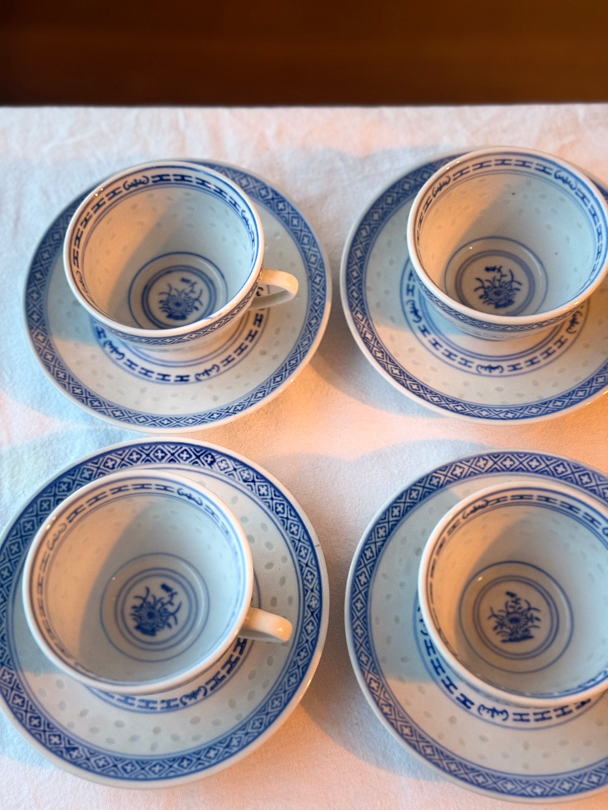 porseleinen koffie kopjes uit china met rijstpatroon