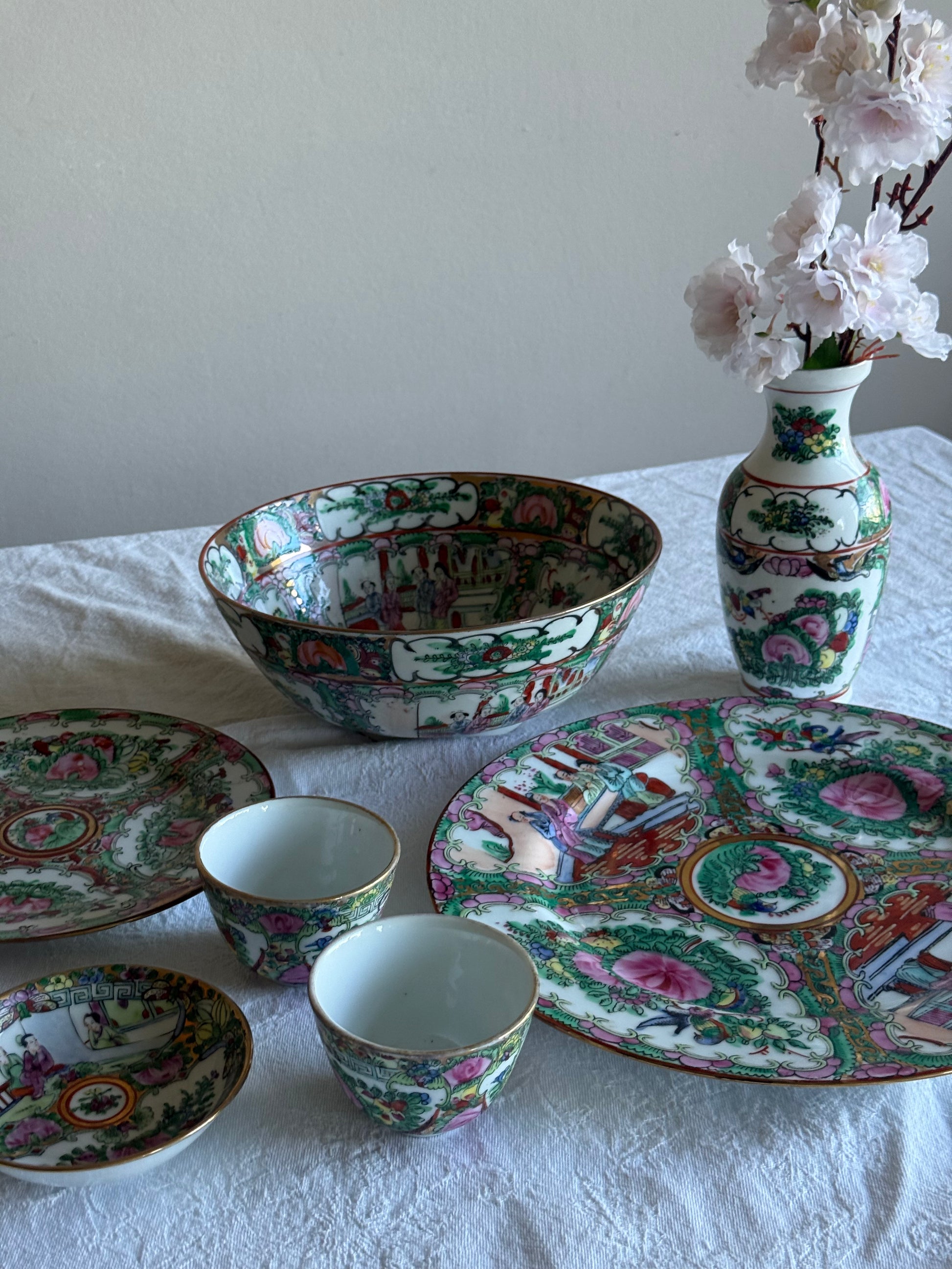 'family rose' china klein vaasje