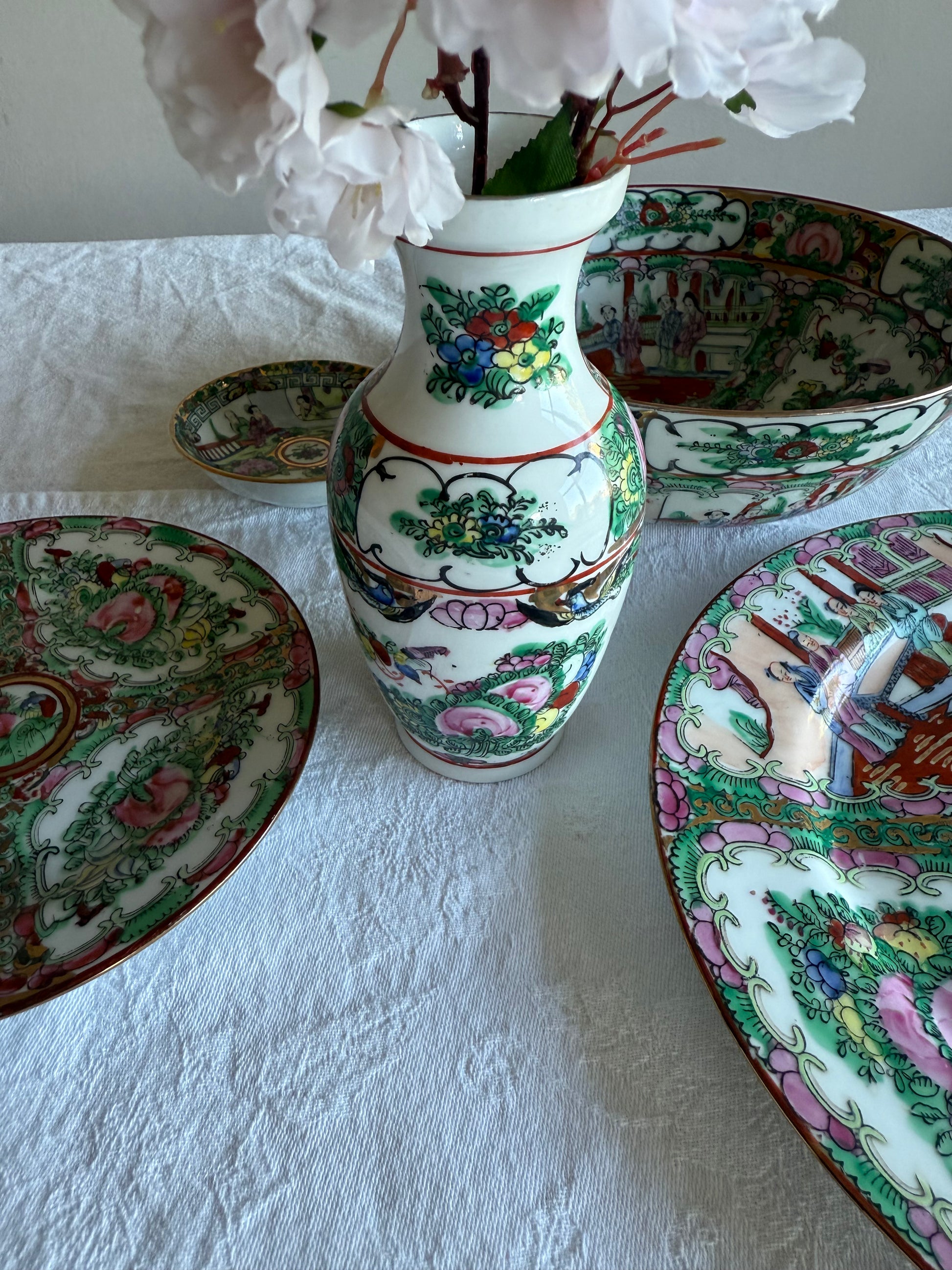 'family rose' china klein vaasje