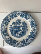 Groot bord Tonquin by Myott. blauw