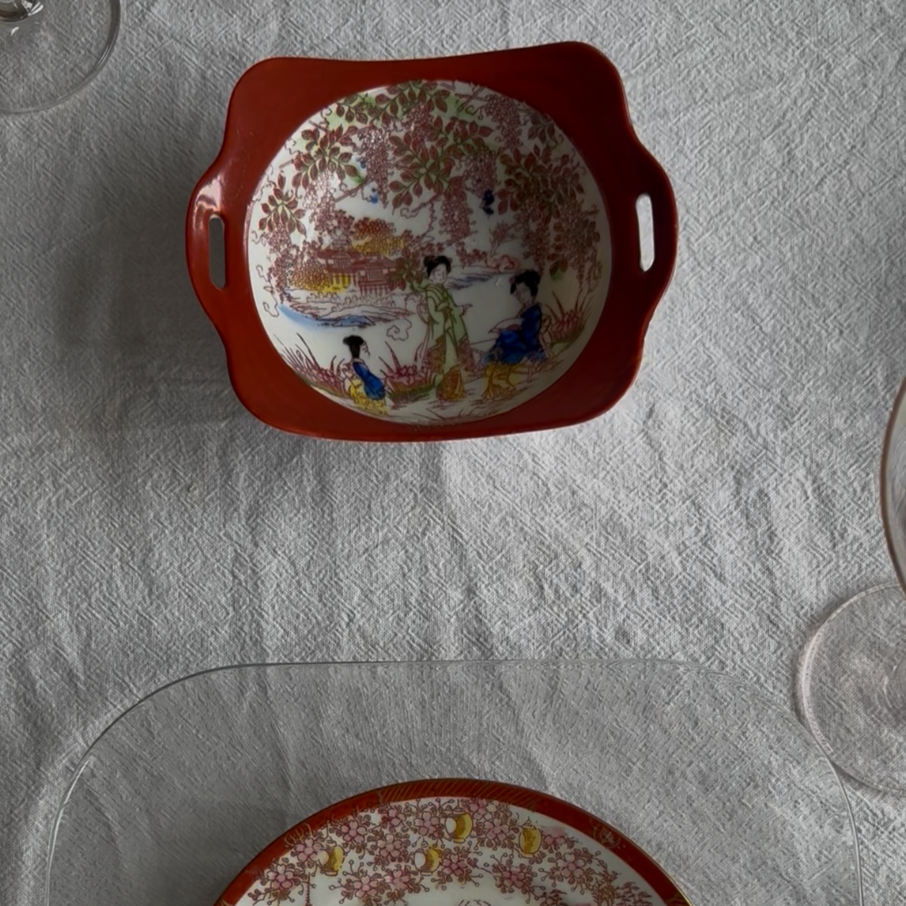 Japans handbeschilderd schaaltje