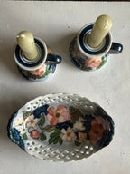 Vintage kandelaren met bijpassend mandje van aardewerk