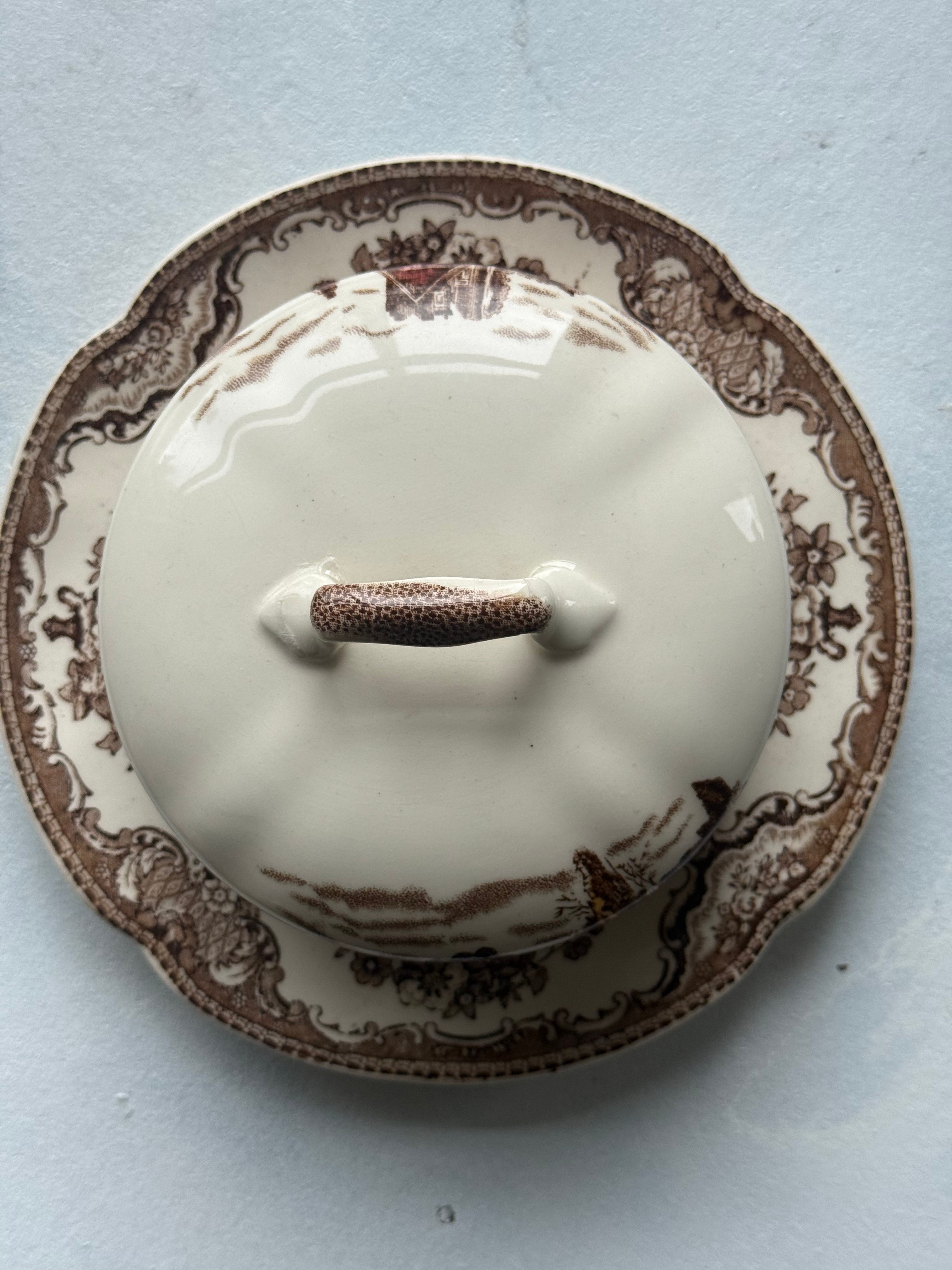 Botervloot Old Britain Castles Brown Multicolor, van Johnson Brothers