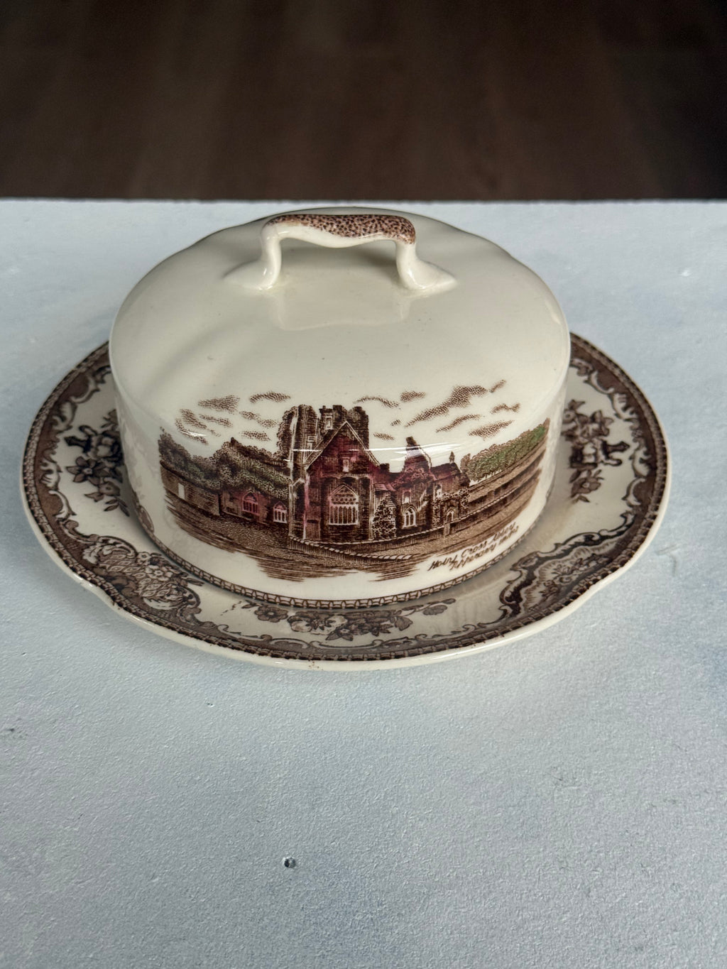 Botervloot Old Britain Castles Brown Multicolor, van Johnson Brothers